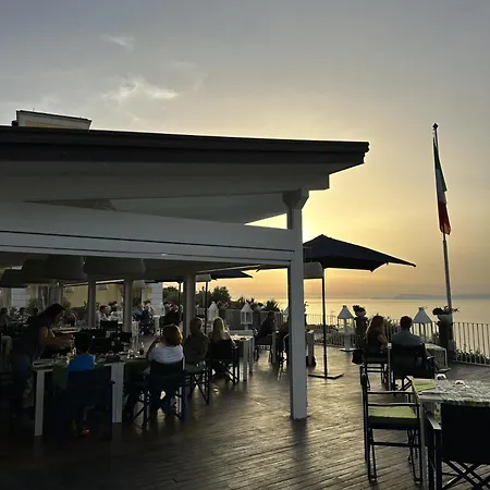Torre Barbara فيكو إيكوينس